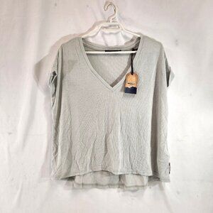 Silver Jeans Co. Light Gray V-Neck Short Sleeve Shirt Womens L L29TF2003 NWT